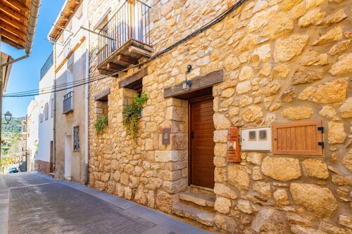 Country House 'Casa Yayo' with Mountain View, Balcony and Wi-Fi