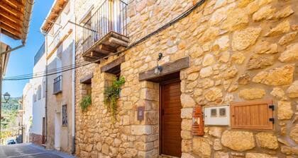Country House 'Casa Yayo' with Mountain View, Balcony and Wi-Fi
