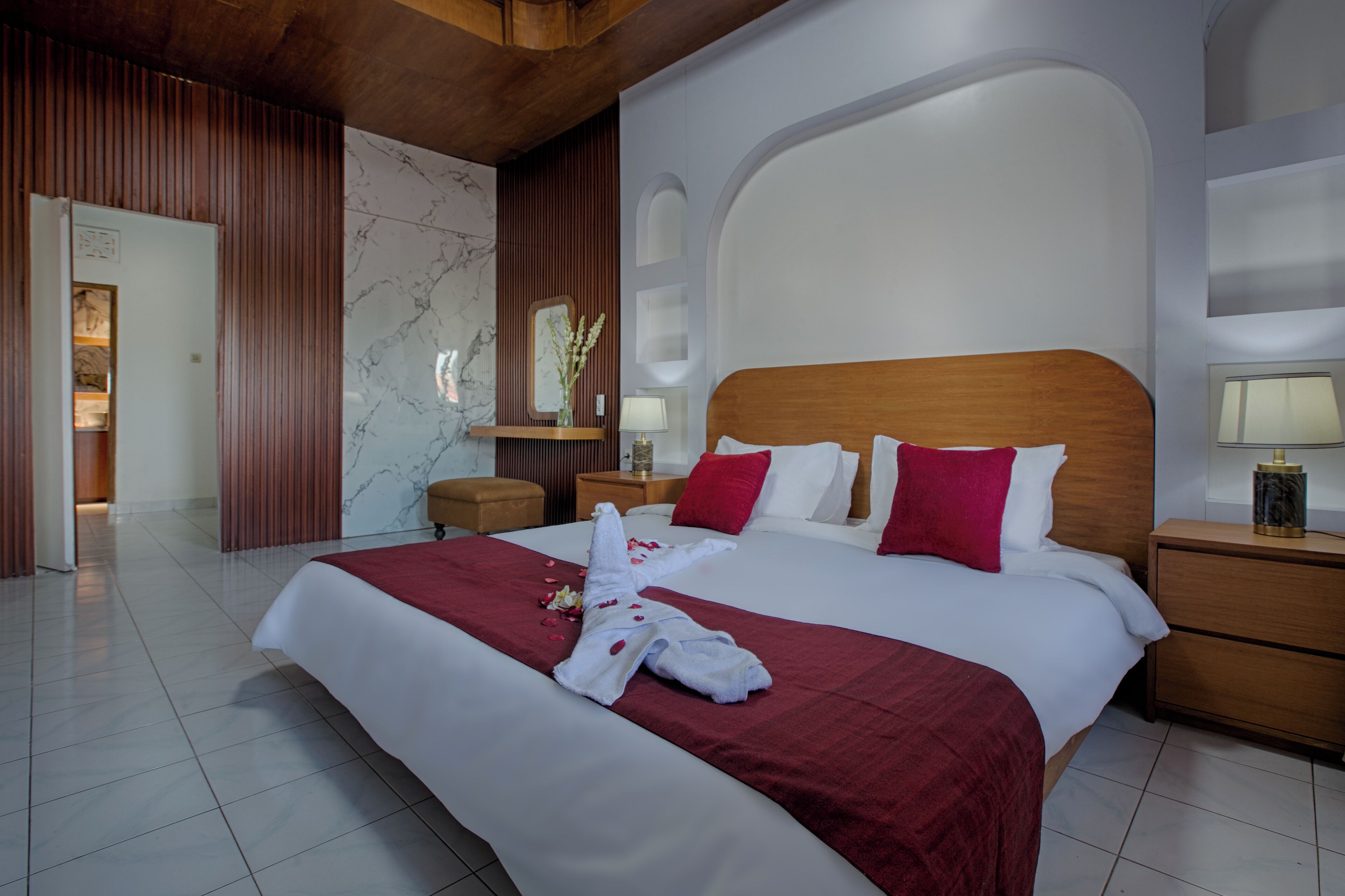 2 slaapkamers, een kluis op de kamer, gratis wifi, beddengoed