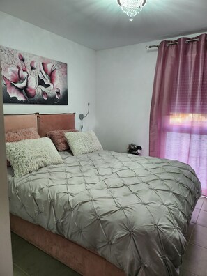 2 chambres, fer et planche à repasser, Wi-Fi gratuit