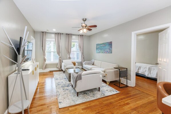 TV, stereo - In-Unit Laundry | Your Family & Friends Space (Boston)