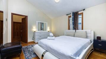 5 chambres, fer et planche à repasser, Wi-Fi, draps fournis