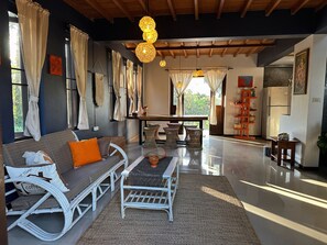 Maison, vue montagne | Coin séjour