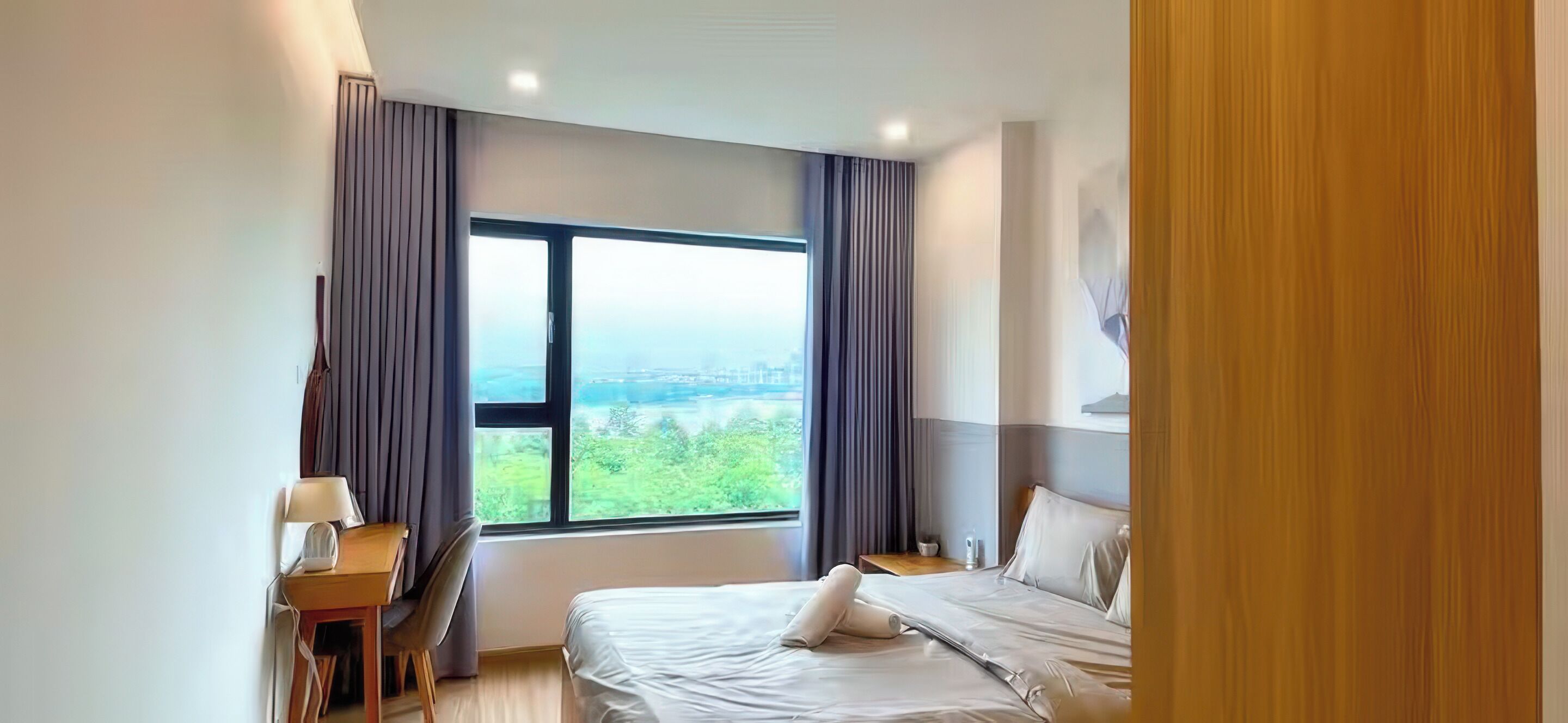 Superior Apartment, 3 Bedrooms, Kitchen, City View | Minibar, desk, laptop workspace, soundproofing