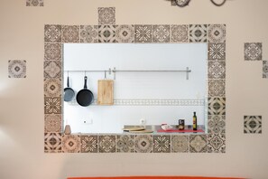 Interior - Apartment 'Centrica Jerez' with Shared Terrace, Wi-Fi and Air Conditioning (Jerez de la Frontera)