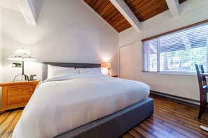 2 Schlafzimmer, Schreibtisch, Bügeleisen/Bügelbrett, kostenloses WLAN