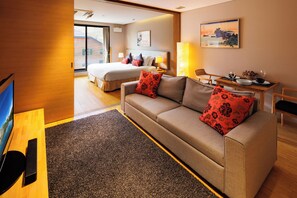 Perhehuoneisto | Ruokailu omassa huoneessa