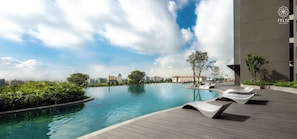 Pool - Feliz En Vista River Apartments (Ho Chi Minh City)