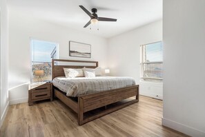 7 soverom, strykejern/-brett, wi-fi (inkludert) og sengetøy