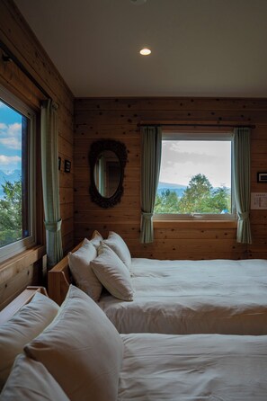 2 bedrooms, desk, iron/ironing board, free WiFi - BEST VIEW (Nakafurano)