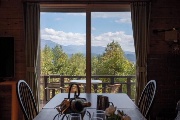 In-room dining - BEST VIEW (Nakafurano)