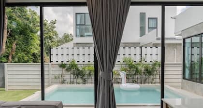 Gina Poolvilla90 Pattaya-Bangsaray beach