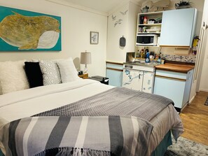 1 bedroom, iron/ironing board, WiFi, bed sheets