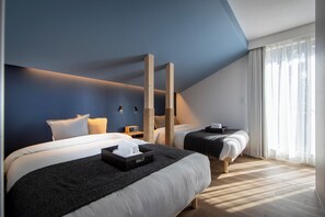 3 bedrooms, desk, free WiFi, bed sheets