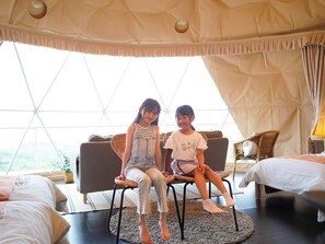 1 chambre, bureau, Wi-Fi gratuit, draps fournis