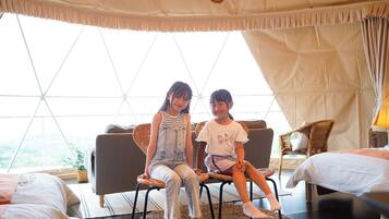 1 多间卧室、办公桌、免费 WiFi、床单