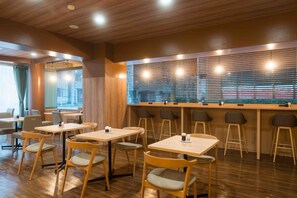 Dining - Semidouble room smoking breakfast buffet separ / Fukuoka Fukuoka (Fukuoka)