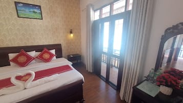 Superior Double Room | Desk, blackout curtains, free WiFi, bed sheets