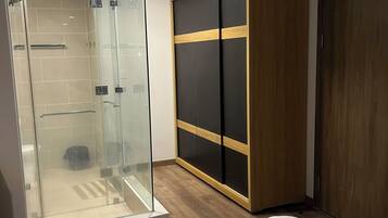 Superior Apartment, 2 Bedrooms, Kitchen, City View | Bathroom | Combined shower/tub, slippers, towels, toilet paper