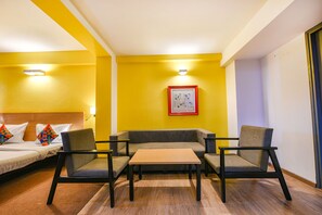 Egyptian cotton sheets, premium bedding, in-room safe