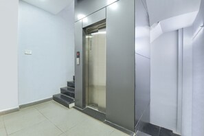 Lobby - Fabhotel Aaditya (Ujjain)