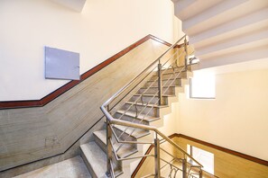 Lobby - Fabhotel Rudraksh Residency (New Delhi)