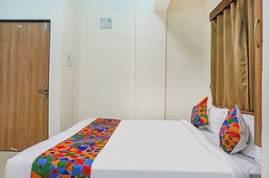 Egyptian cotton sheets, premium bedding, in-room safe