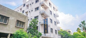 Fabhotel The Mantra inn - Nr world trade center