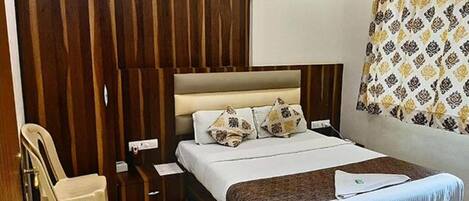 Deluxe Room | Egyptian cotton sheets, premium bedding, free WiFi, bed sheets