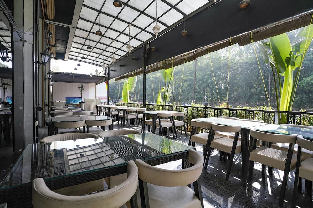 Fabhotel Prime Majhali