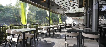 Fabhotel Prime Majhali