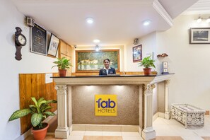Reception - Fabhotel Js Heritage (Kodaikanal)