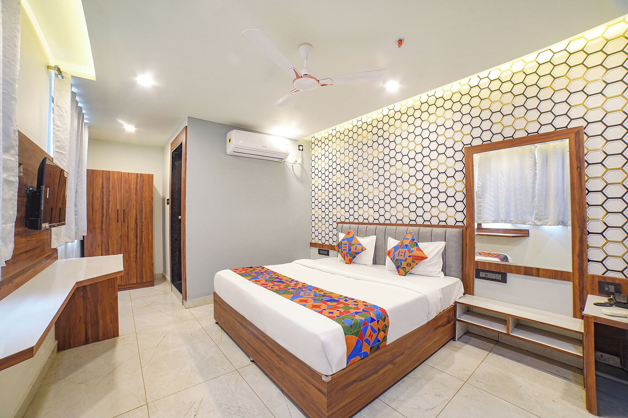 Executive Room | Egyptian cotton sheets, premium bedding, in-room safe, bed sheets