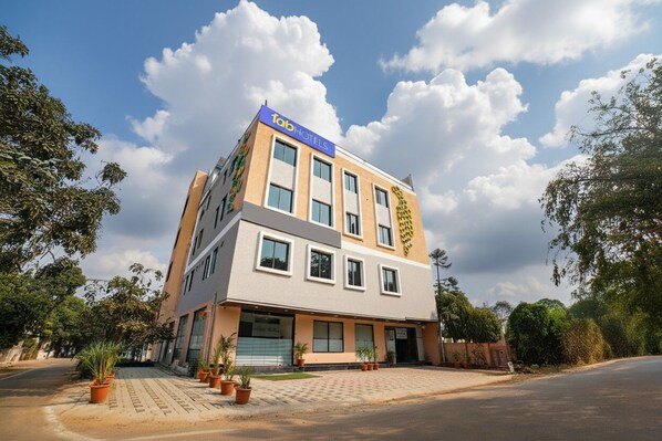 Property entrance - FabHotel Prime Bliss Residency (Bhopal)