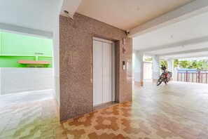 Lift - Fabhotel Saro Sri Residency (Coimbatore)