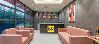Fabhotel Red Vibe