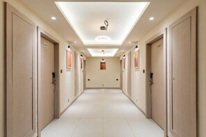 Lobby - Fabhotel Red Vibe (Bhopal)