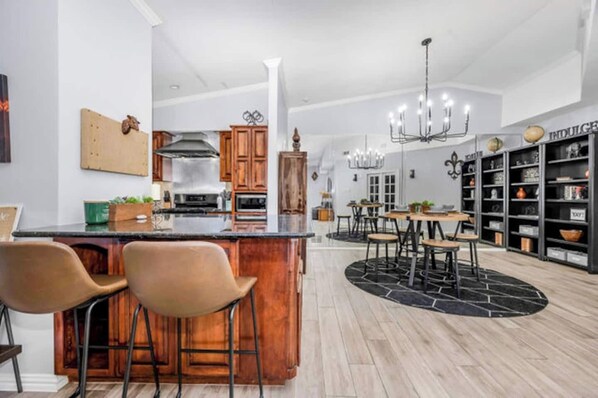 تناول الطعام