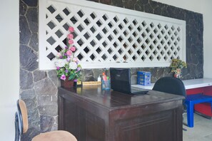 Reception - Hotel O Teluk Betung Near Water Park Lembah Hijau Formerly Kanajiwa Guesthouse 1 (Bandar Lampung)