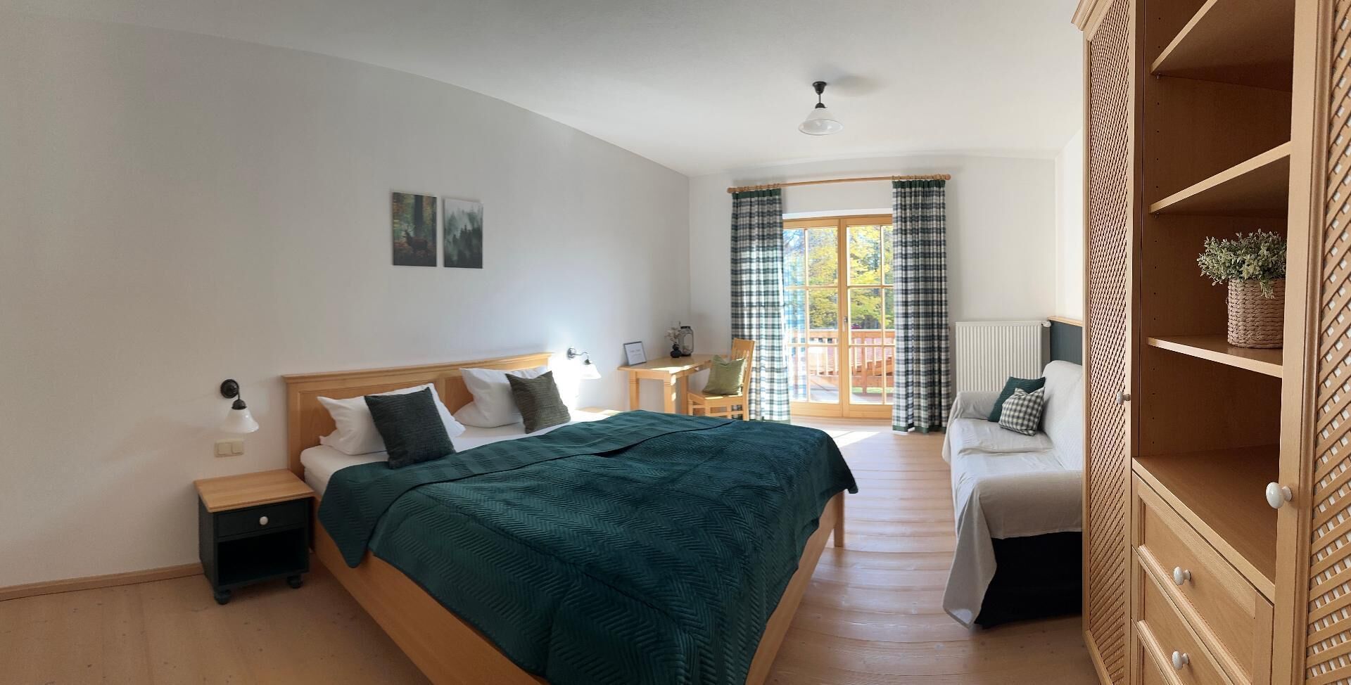 Double Room (Approx. 30sqm) With Private Bathroom - Lindberg