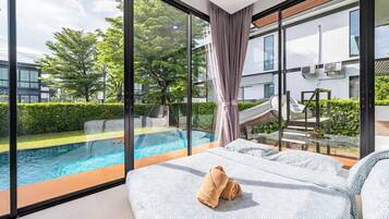 Rumah, 3 kamar tidur, kolam renang pribadi, pemandangan taman | 3 kamar tidur, tirai kedap cahaya, dan Wi-Fi gratis