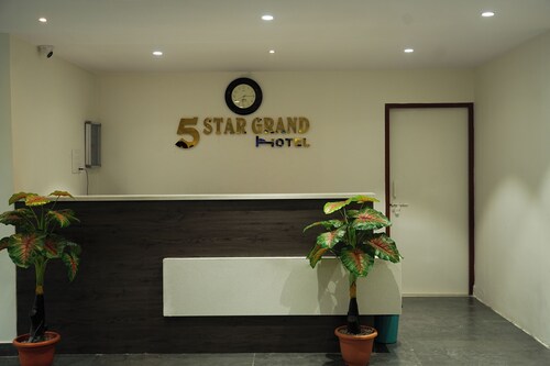 5 STAR GRAND PREMIUM 