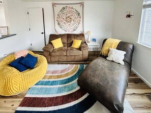 Smart TV, fireplace, books