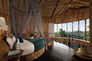 Articles gratuits dans le mini-bar, coffres-forts dans les chambres