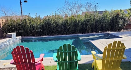 Spacious studio in fabulous Las Vegas with WiFi, AC