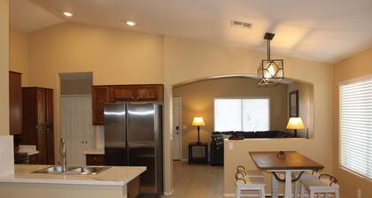 3 bedroom home minutes from West Gate/Cardinals and Spring training facilities