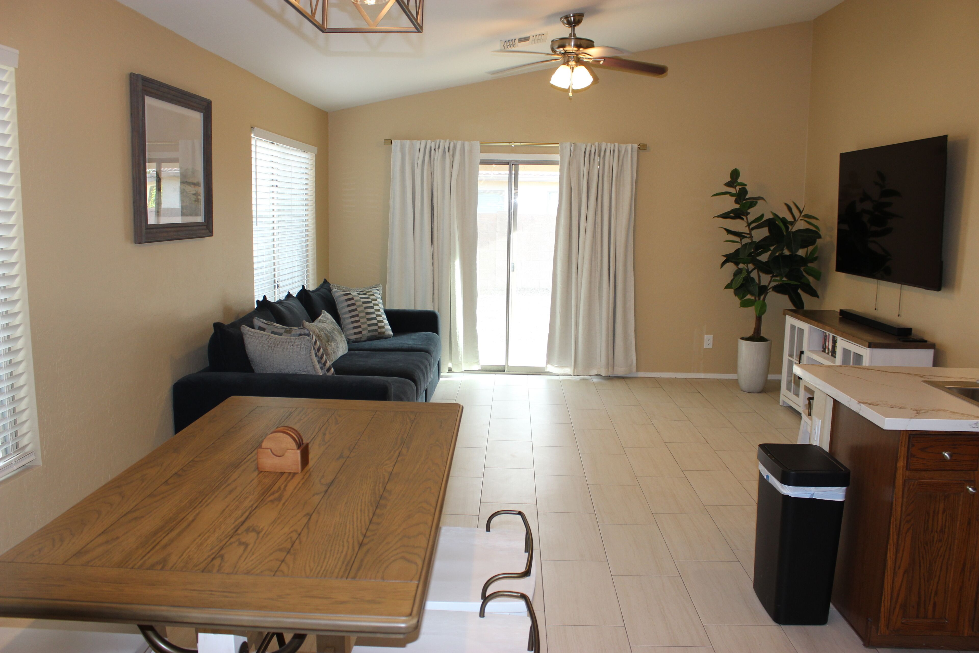 3 Bedroom Home Minutes From West Gate/cardinals And Spring Training Facilities - Litchfield Park, AZ