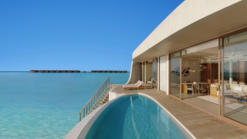 Centara Grand Lagoon Maldives