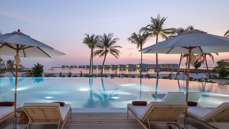 Centara Grand Lagoon Maldives