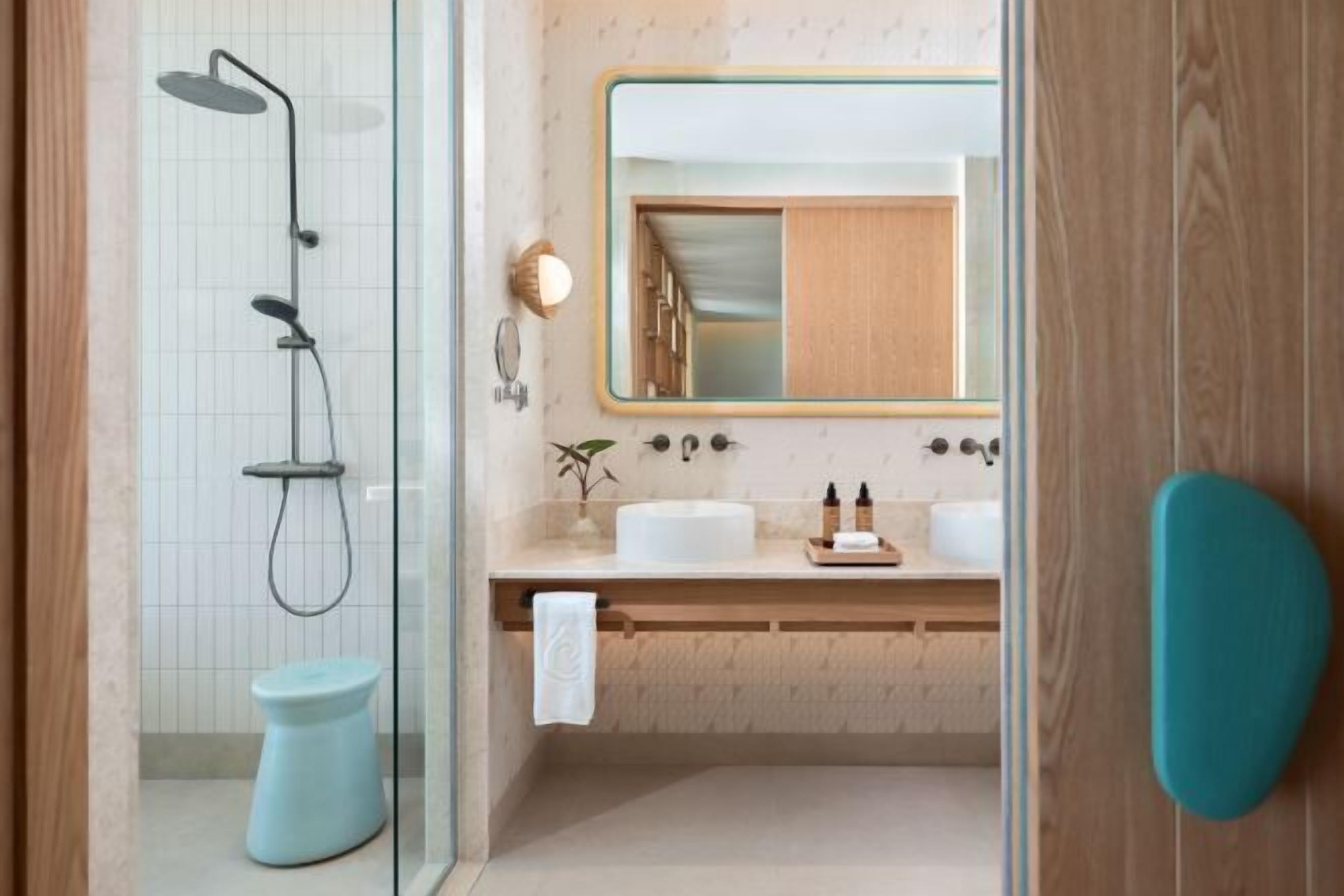 Free toiletries, hair dryer, bathrobes, slippers